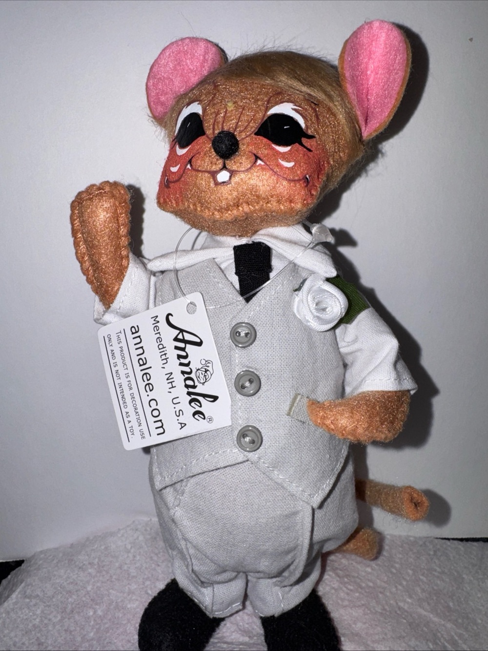 Annalee groom mouse 6 inches tall and new with tags